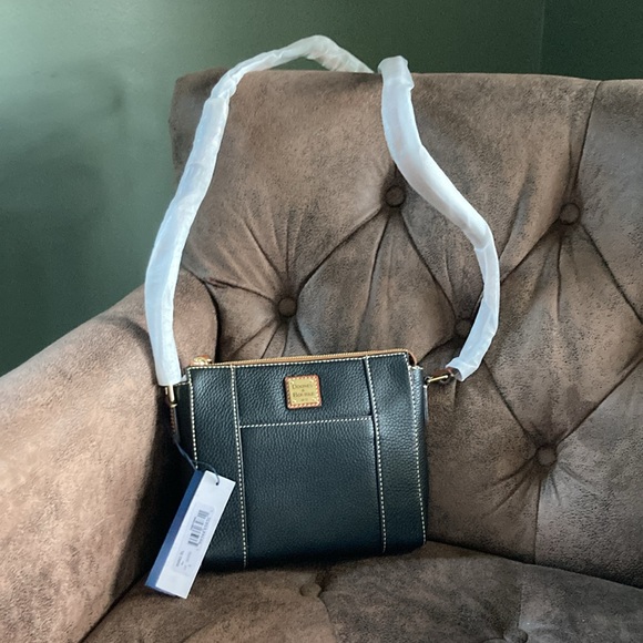 Dooney & Bourke Lexington crossbody - Picture 3 of 3